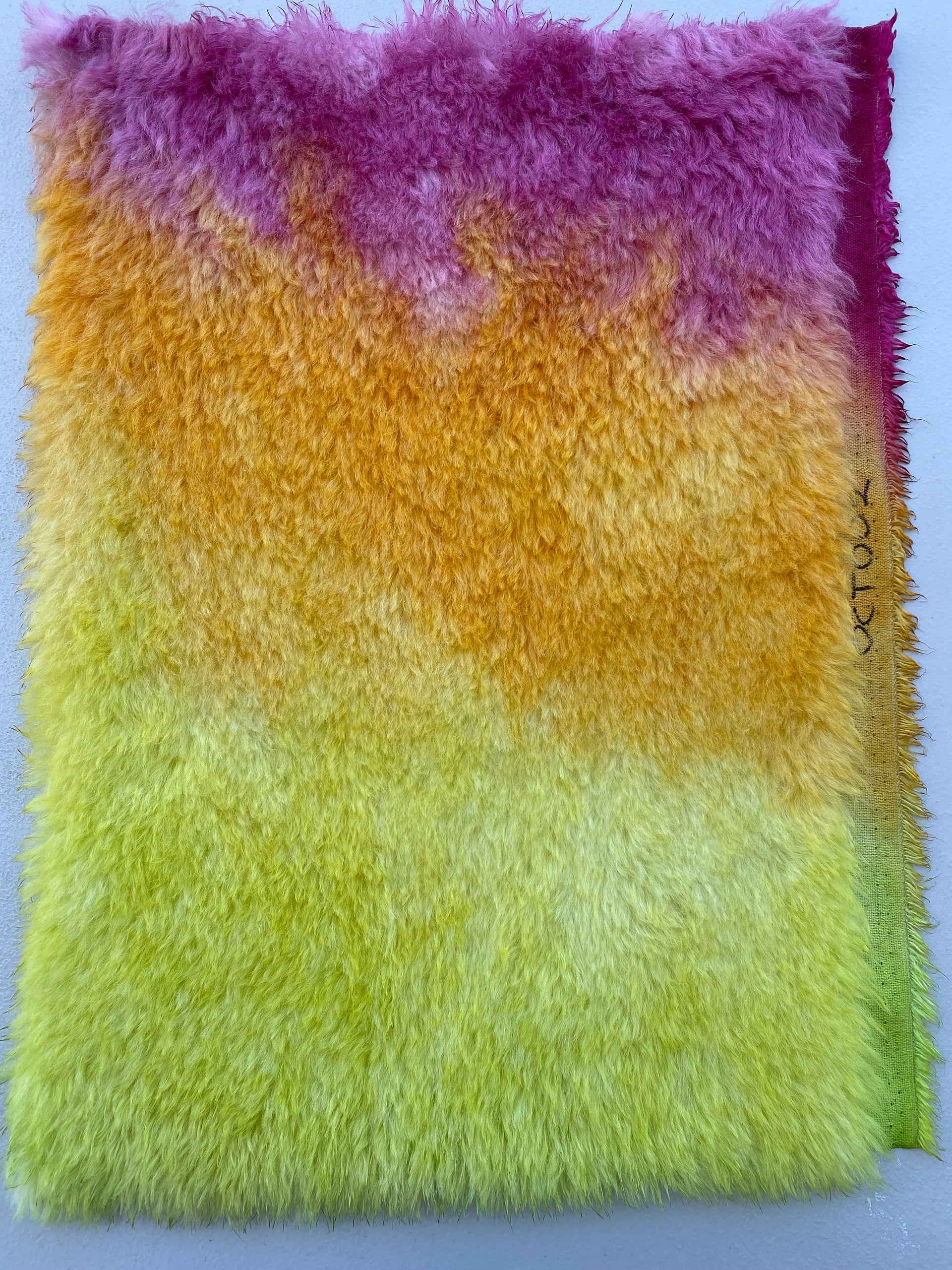 Long Alpaca - Hand Dyed Sunset Falls - Fat 1/8m - OCT002
