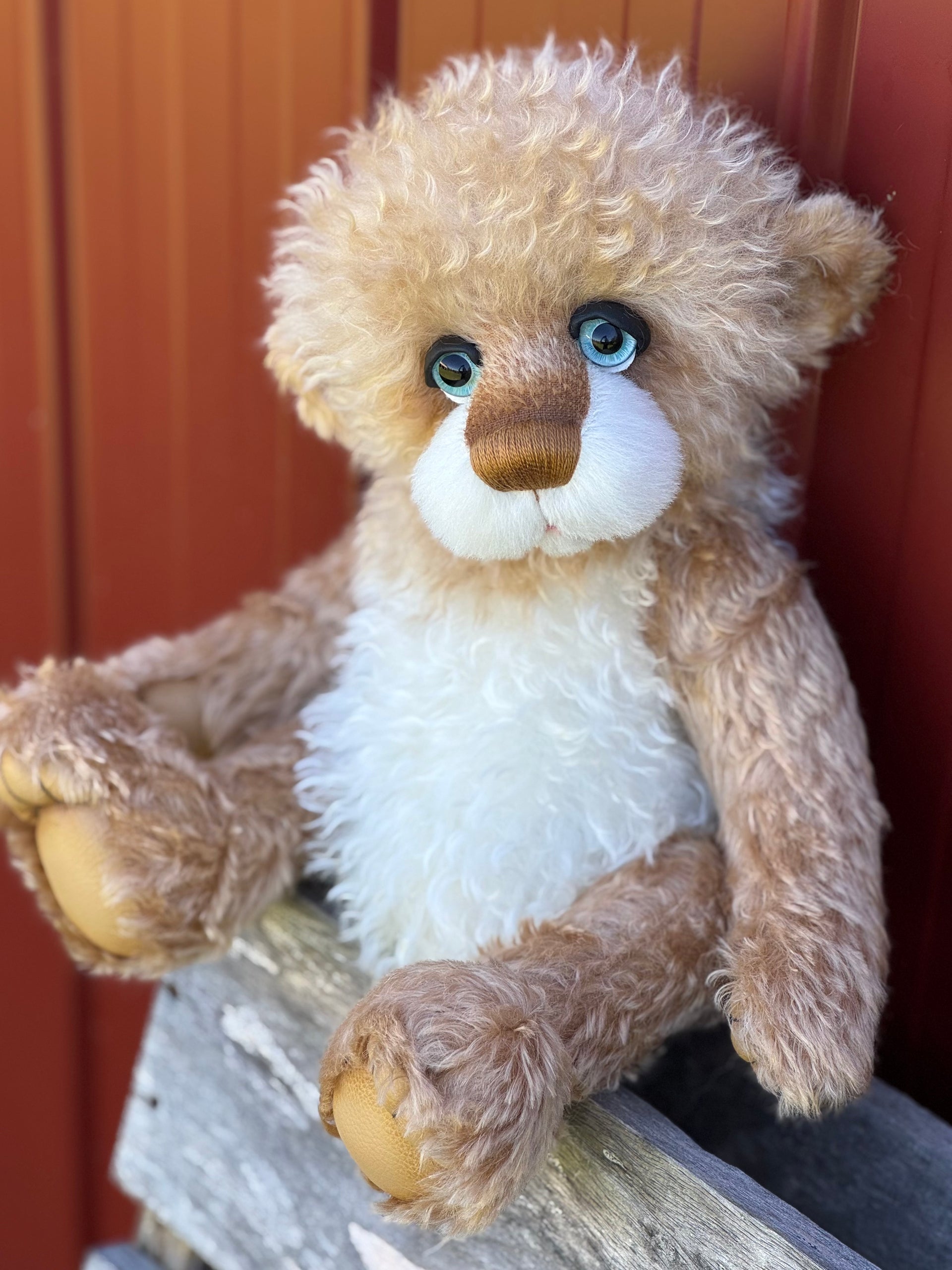 Benjamin Bilby - 17" Blonde Mohair EASTER Artist Bear by Emma's Bears - OOAK