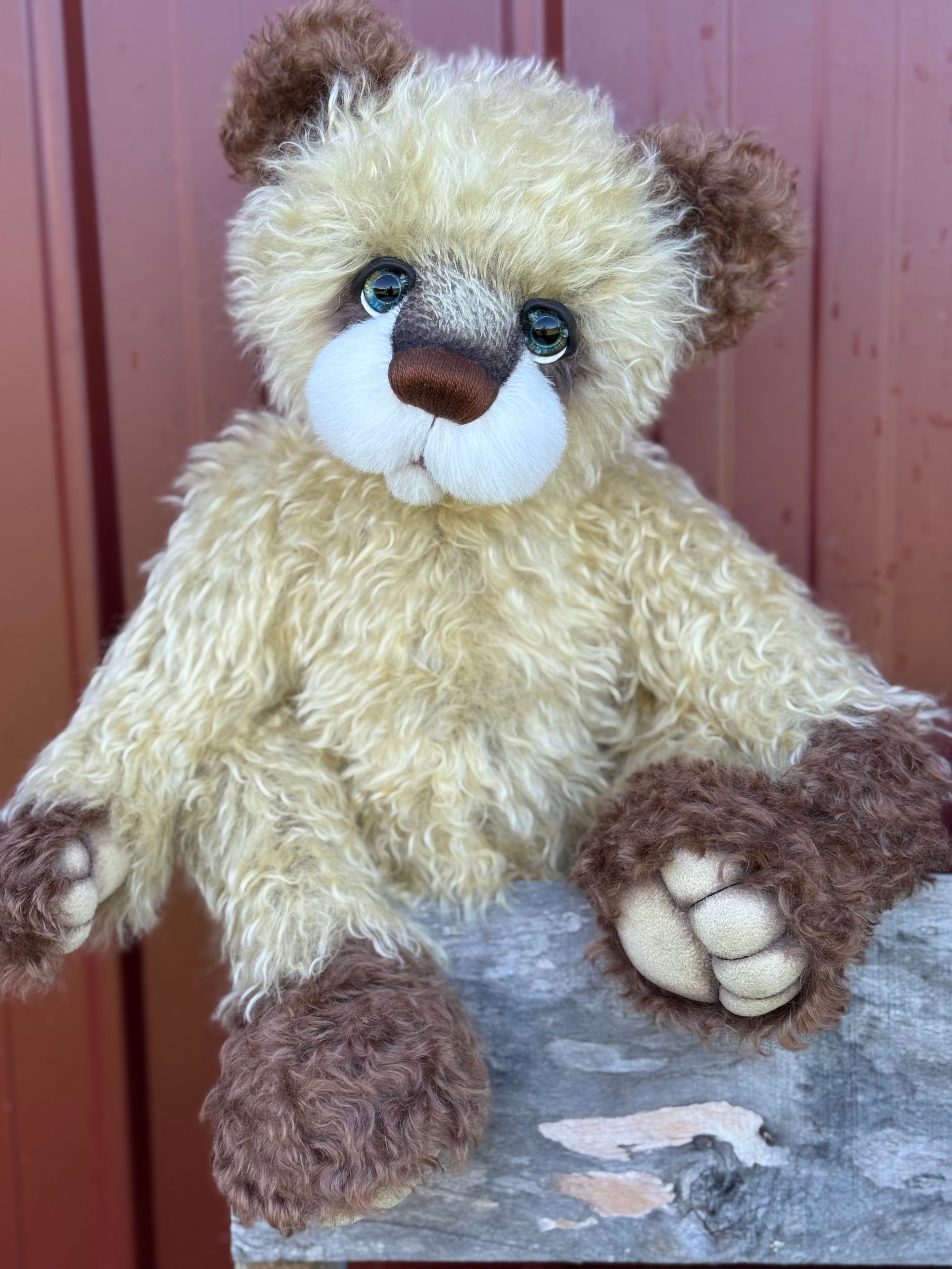 Hunter Coco - 21" Chocolate and Blonde Mohair EASTER Artist Bear by Emma's Bears - OOAK