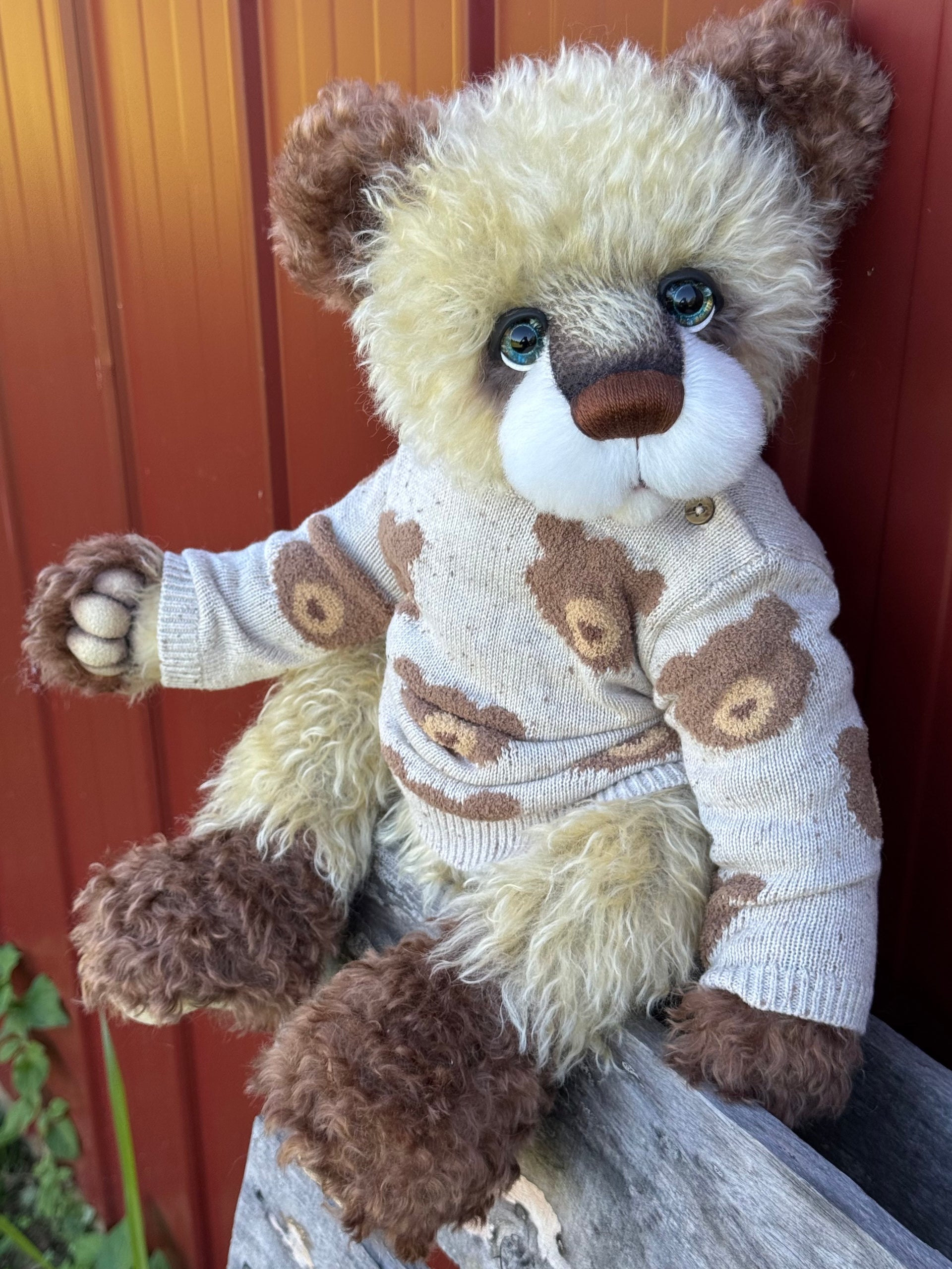 Hunter Coco - 21" Chocolate and Blonde Mohair EASTER Artist Bear by Emma's Bears - OOAK