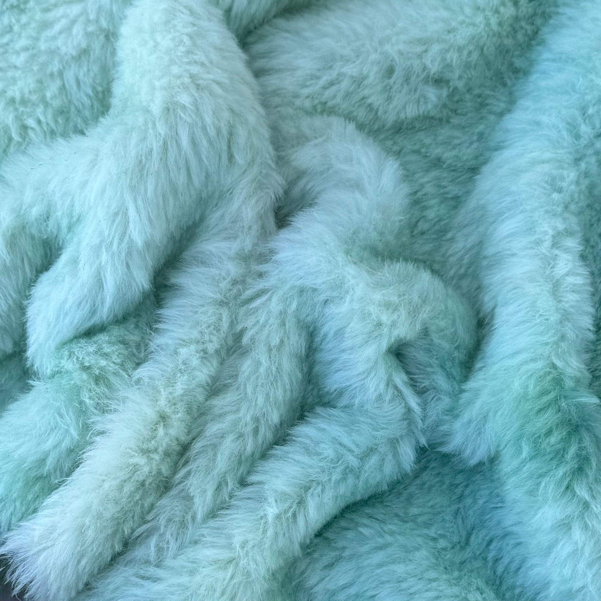 Long Alpaca - Hand Dyed Sage Batik - Fat 1/4m - APR017