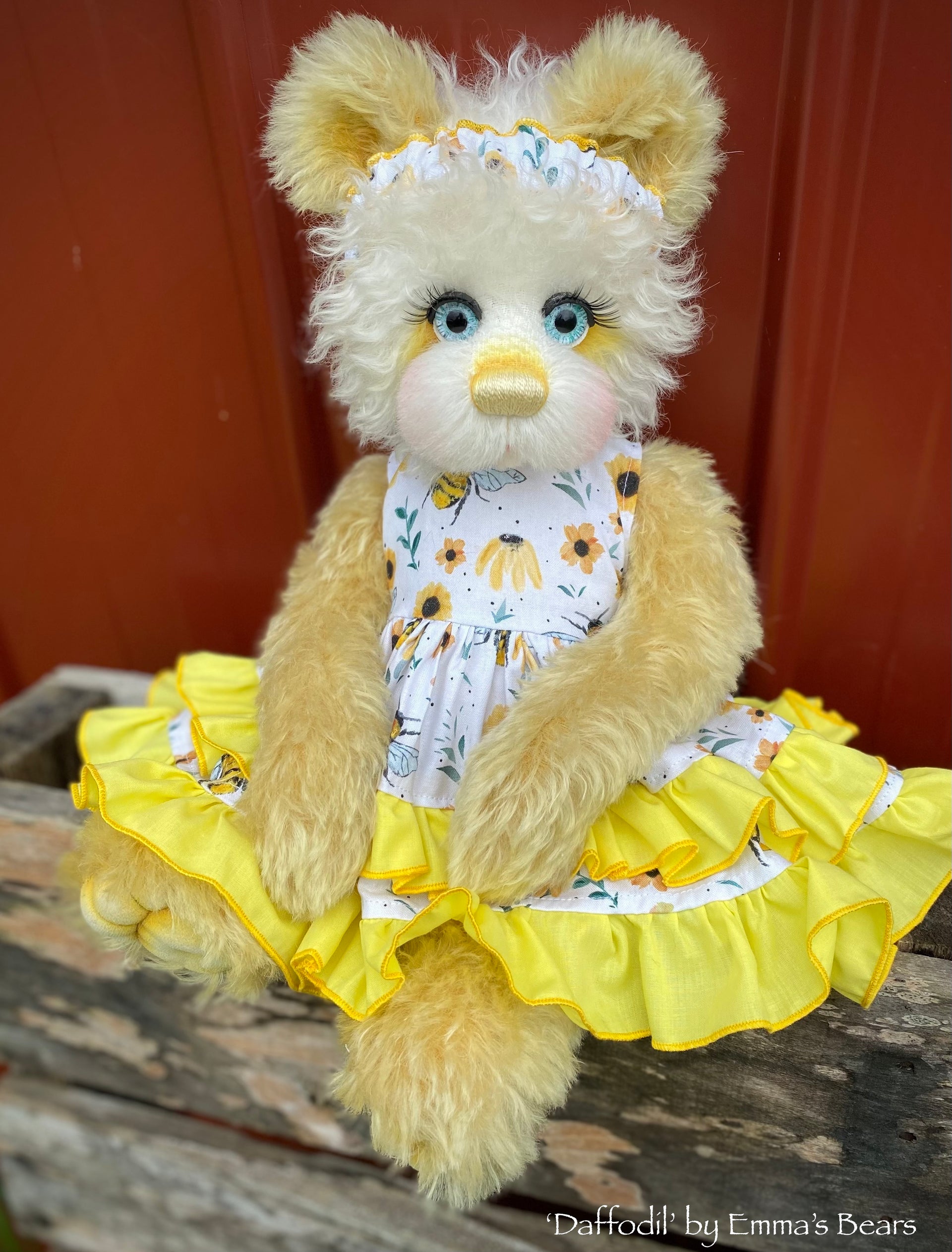 Daffodil - 16" Curlylocks, Mohair and Alpaca artist bear by Emma's Bears - OOAK