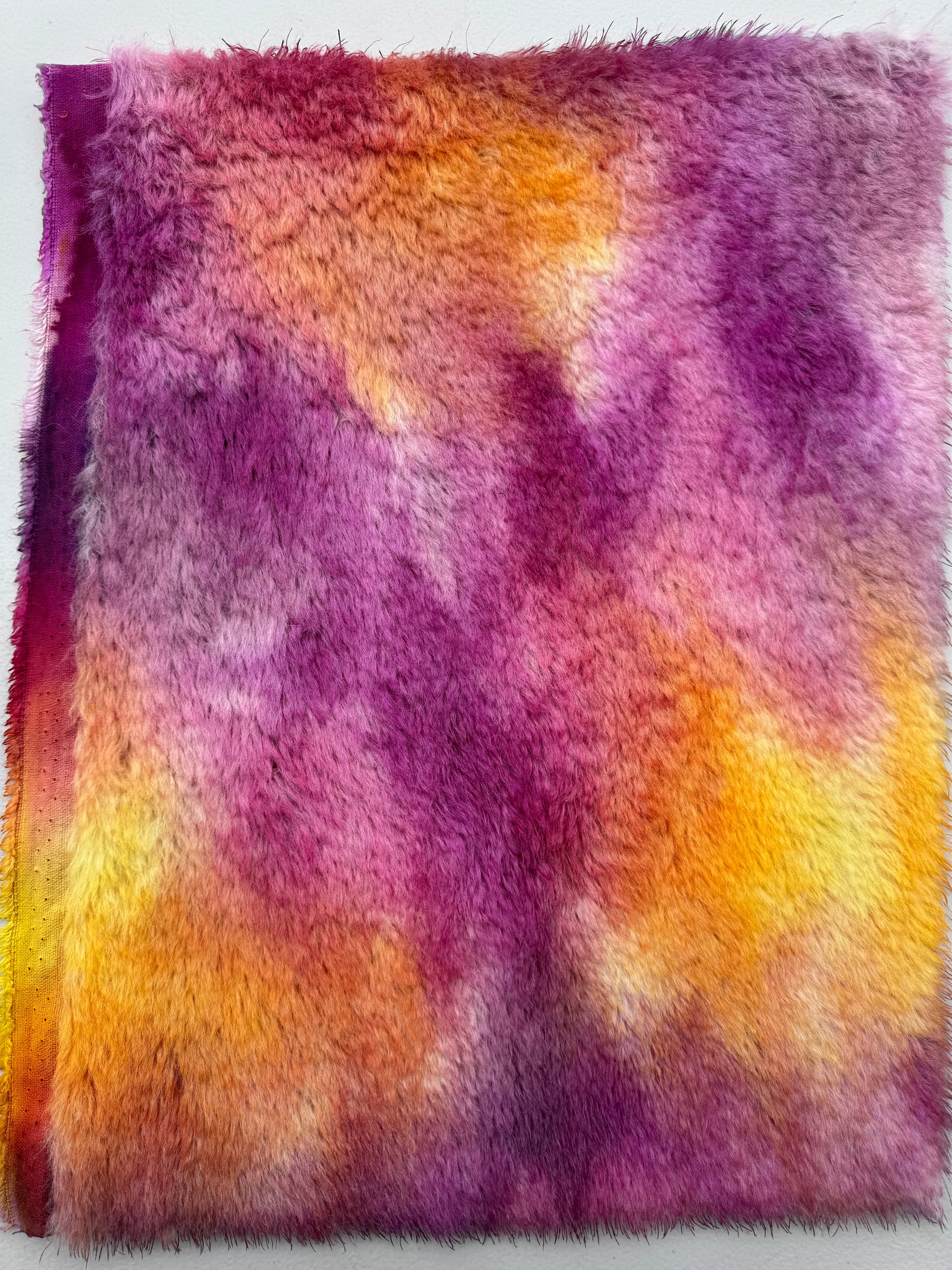 Medium Alpaca - Hand Dyed Sunset Clouds - Fat 1/8m - JUL101