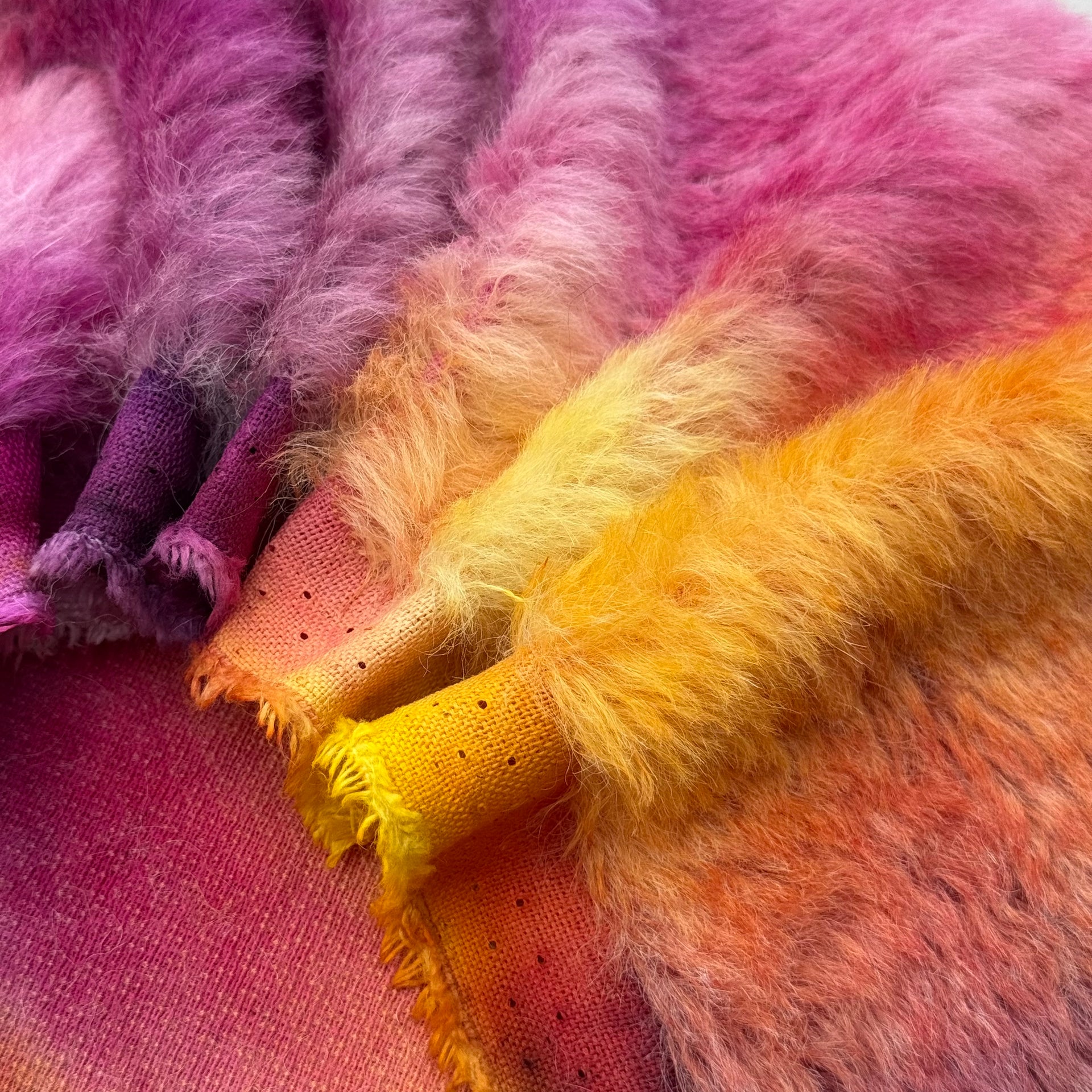 Medium Alpaca - Hand Dyed Sunset Clouds - Fat 1/8m - JUL101
