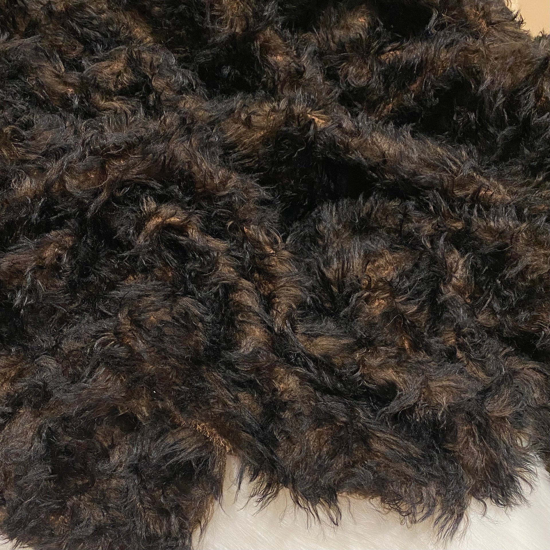 LIMITED Darkest Grizzly - 41mm Tipped Rosette Mohair