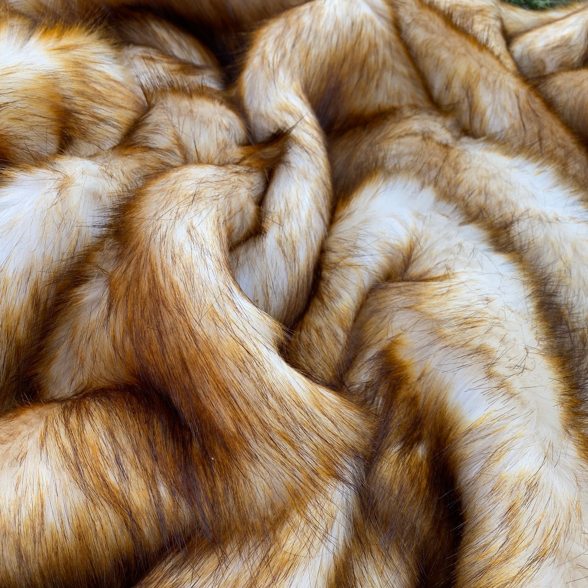 CREME BRULEE - Luxury Tipped Faux Fur - 2023 Range