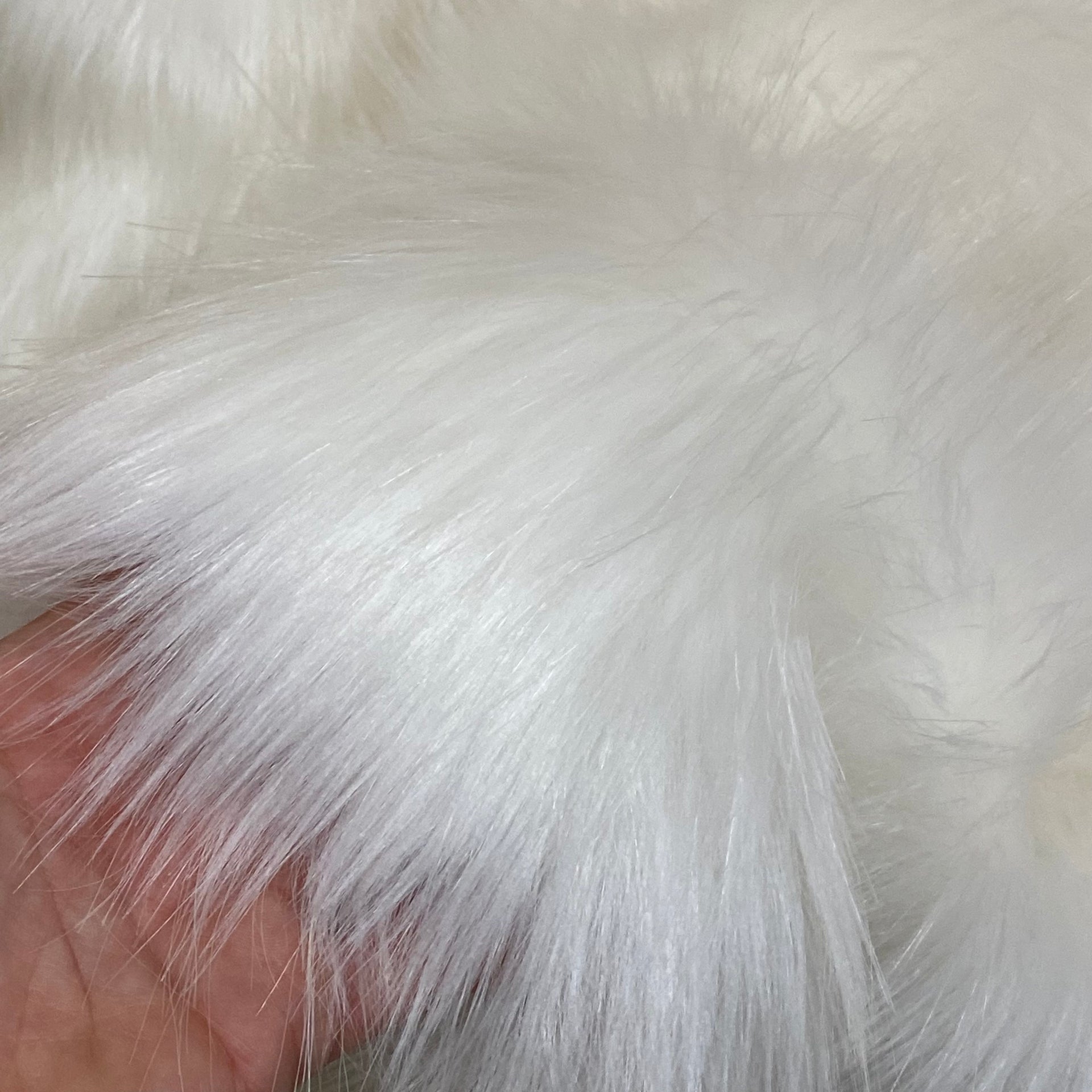 2023 WHITE - Luxury Faux Fur - 2023 Range