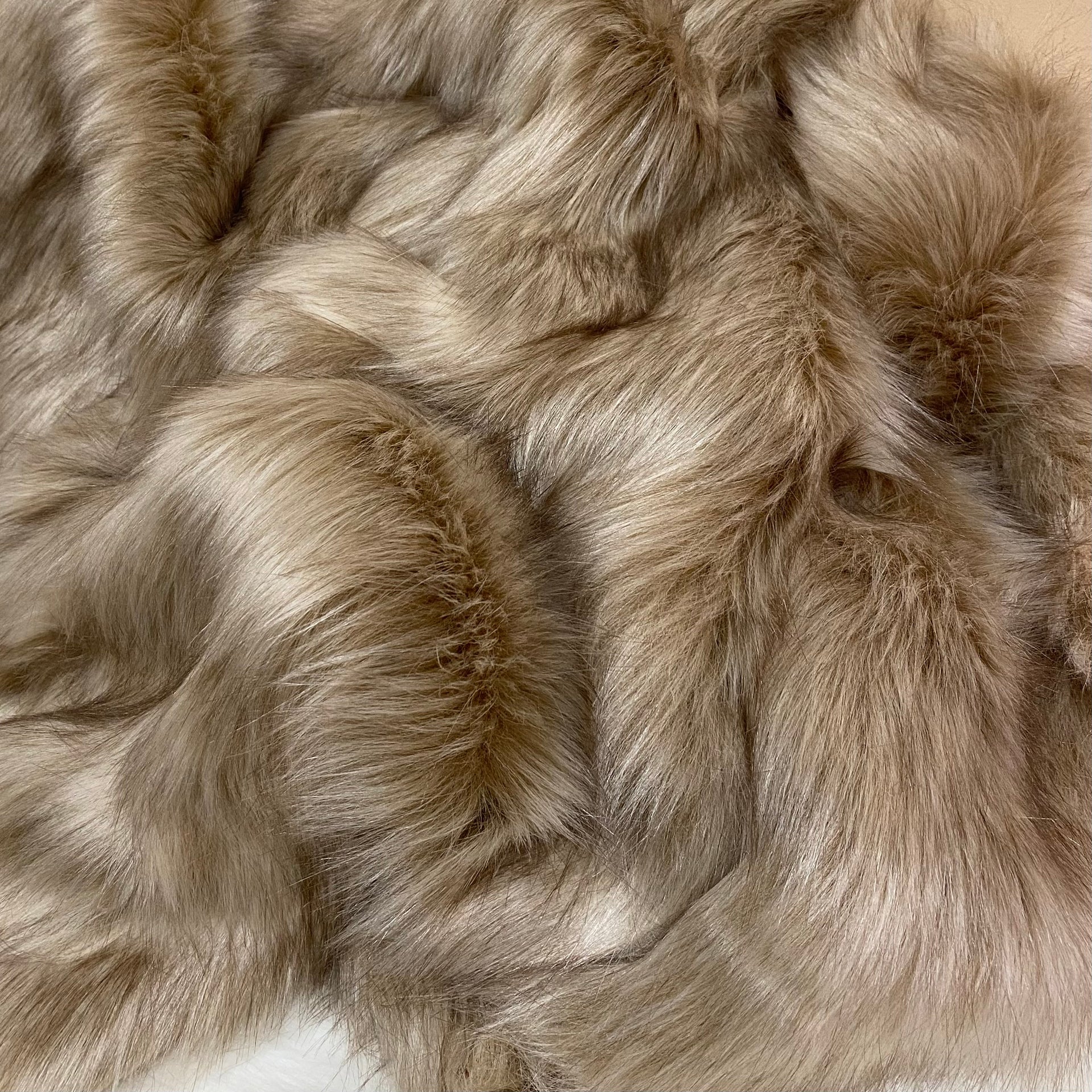 WARM LATTE - Luxury Tipped Faux Fur - 2023 Range