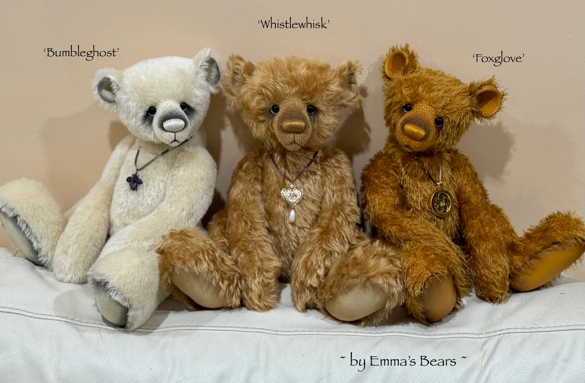 Whistlewhisk - 16" Traditional mohair bear by Emma's Bears - OOAK