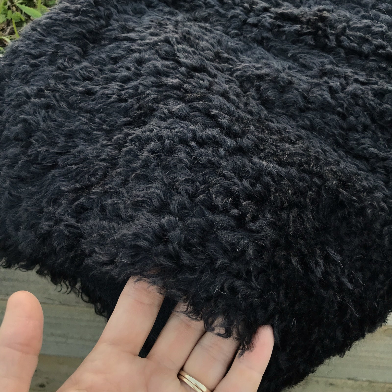 Sable - Black curly Kid Mohair