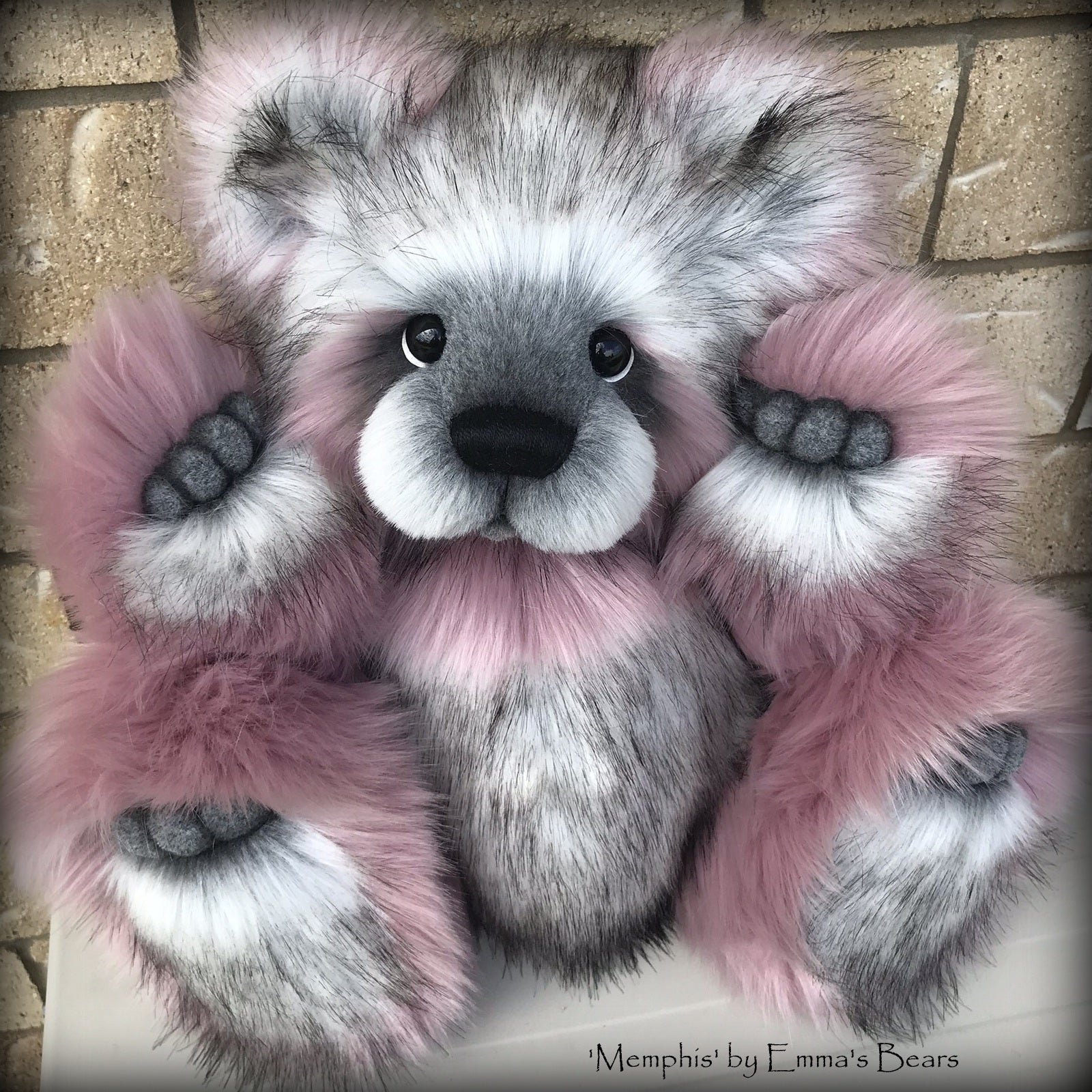 Memphis - 21" faux fur Artist Bear by Emma's Bears - OOAK