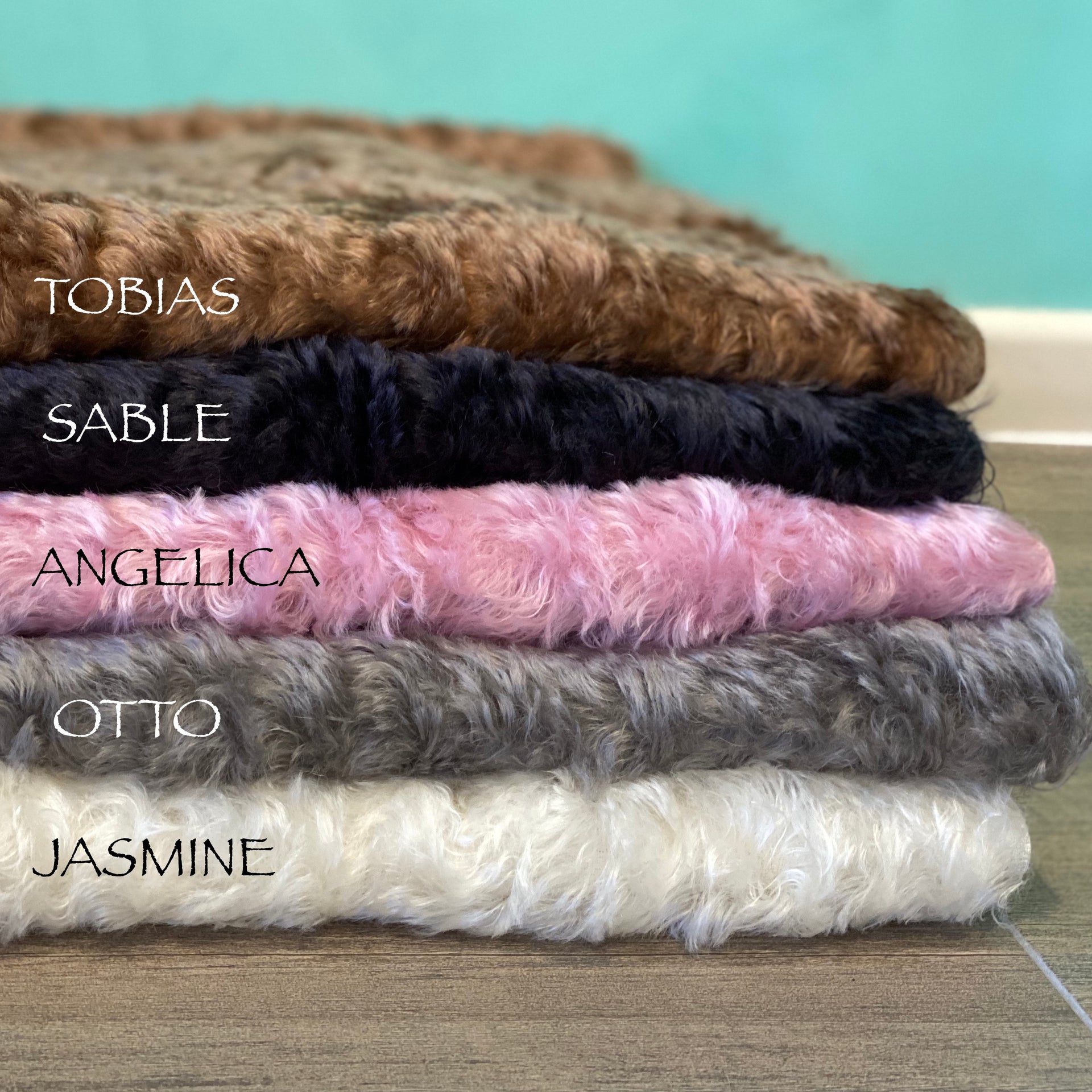 Sable - Black curly Kid Mohair