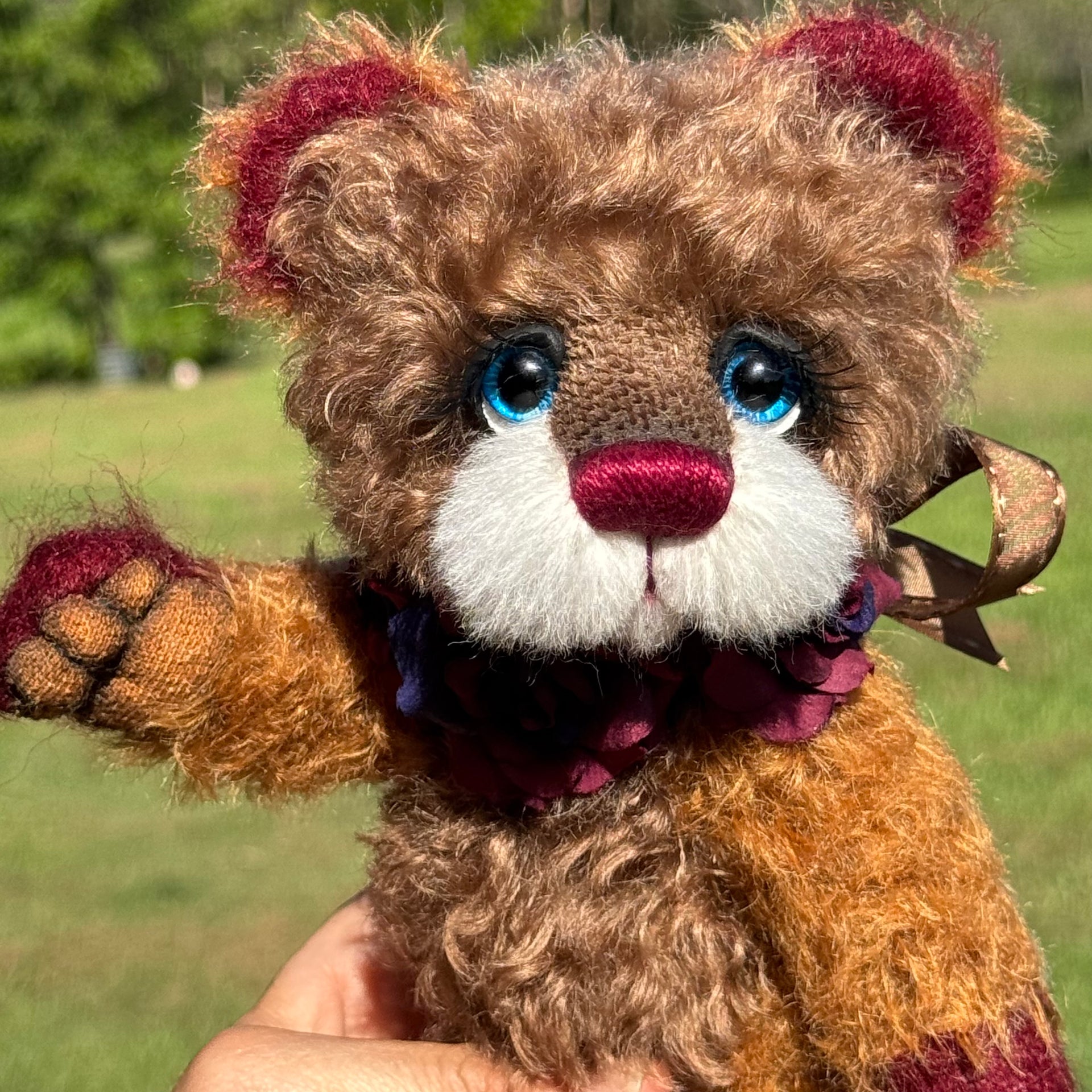 Finch Lotus - 9" Mohair Artist Bear by Emma's Bears - OOAK