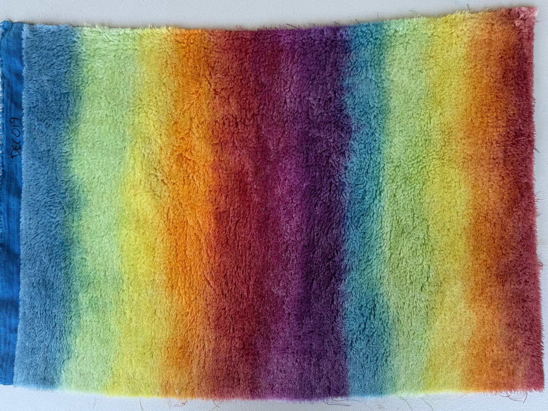 10mm Alpaca  - Hand Dyed Vertical Rainbow - Fat 1/4m  - DEC019
