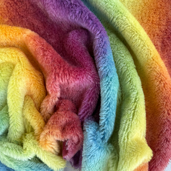 10mm Alpaca  - Hand Dyed Vertical Rainbow - Fat 1/4m  - DEC019