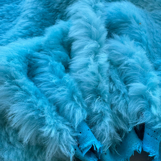 Long Alpaca - Hand Dyed Aqua Blue - Fat 1/8m - DEC045