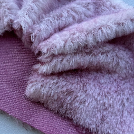 Medium Alpaca  - Hand Dyed Mushroom Pink - Fat 1/8m - DEC078