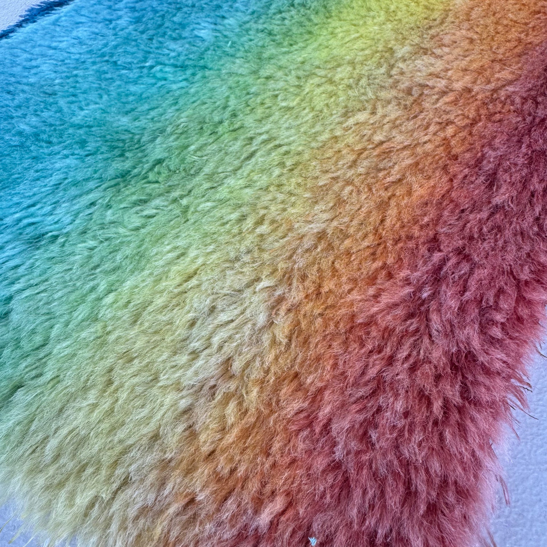 Medium Alpaca  - Hand Dyed Summer Haze - Fat 1/8m - DEC081