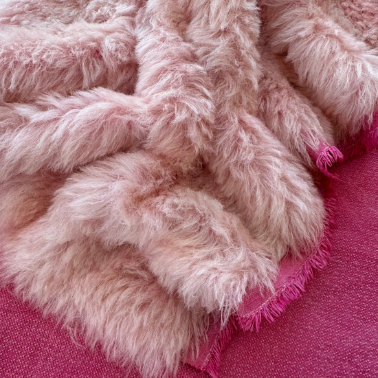 Long Alpaca - Hand Dyed Quartz Pink - Fat 1/4m - JUN057