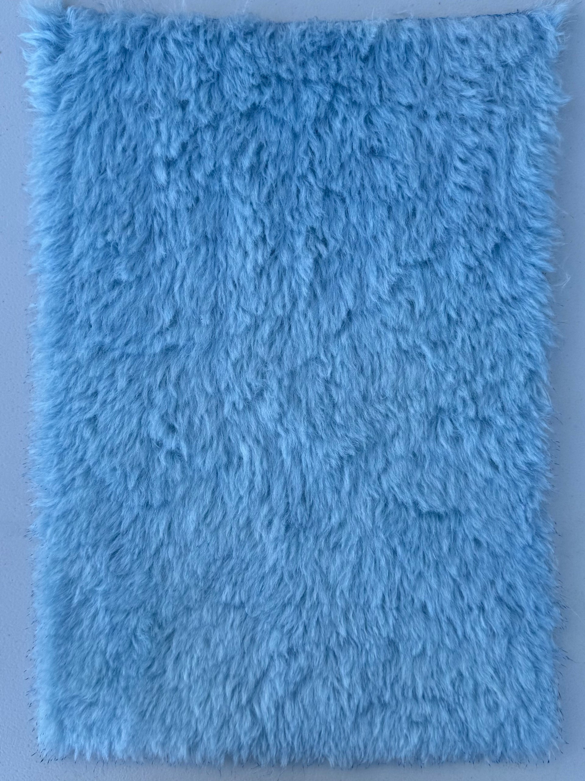 Long Alpaca - Hand Dyed Sky Blue - Fat 1/8m - APR021