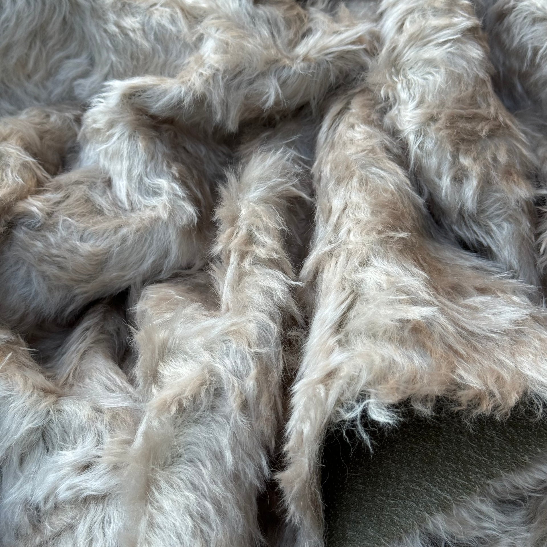 Claude - 28mm Distressed Mohair