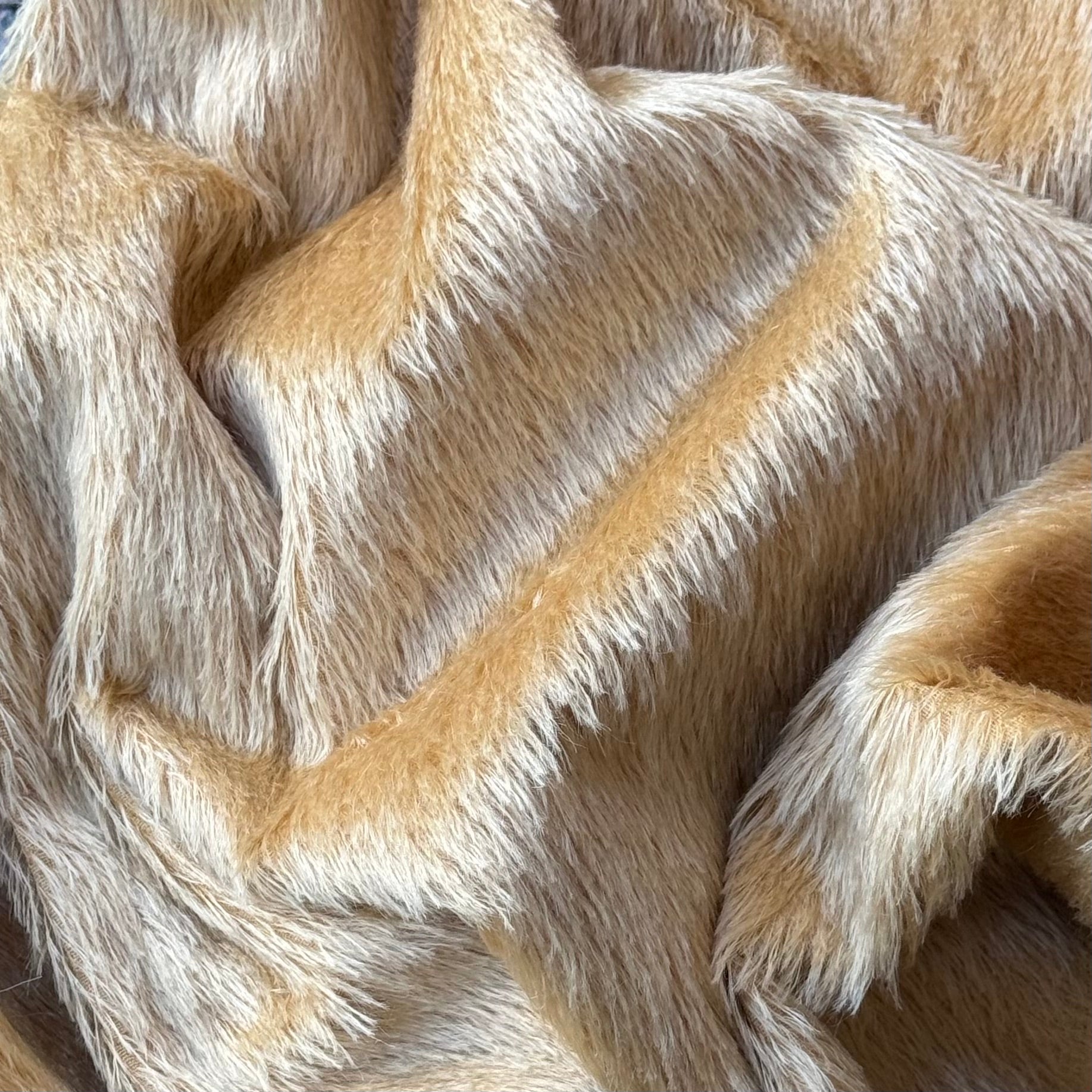 Oriella - Golden Blonde Straight Pile Mohair