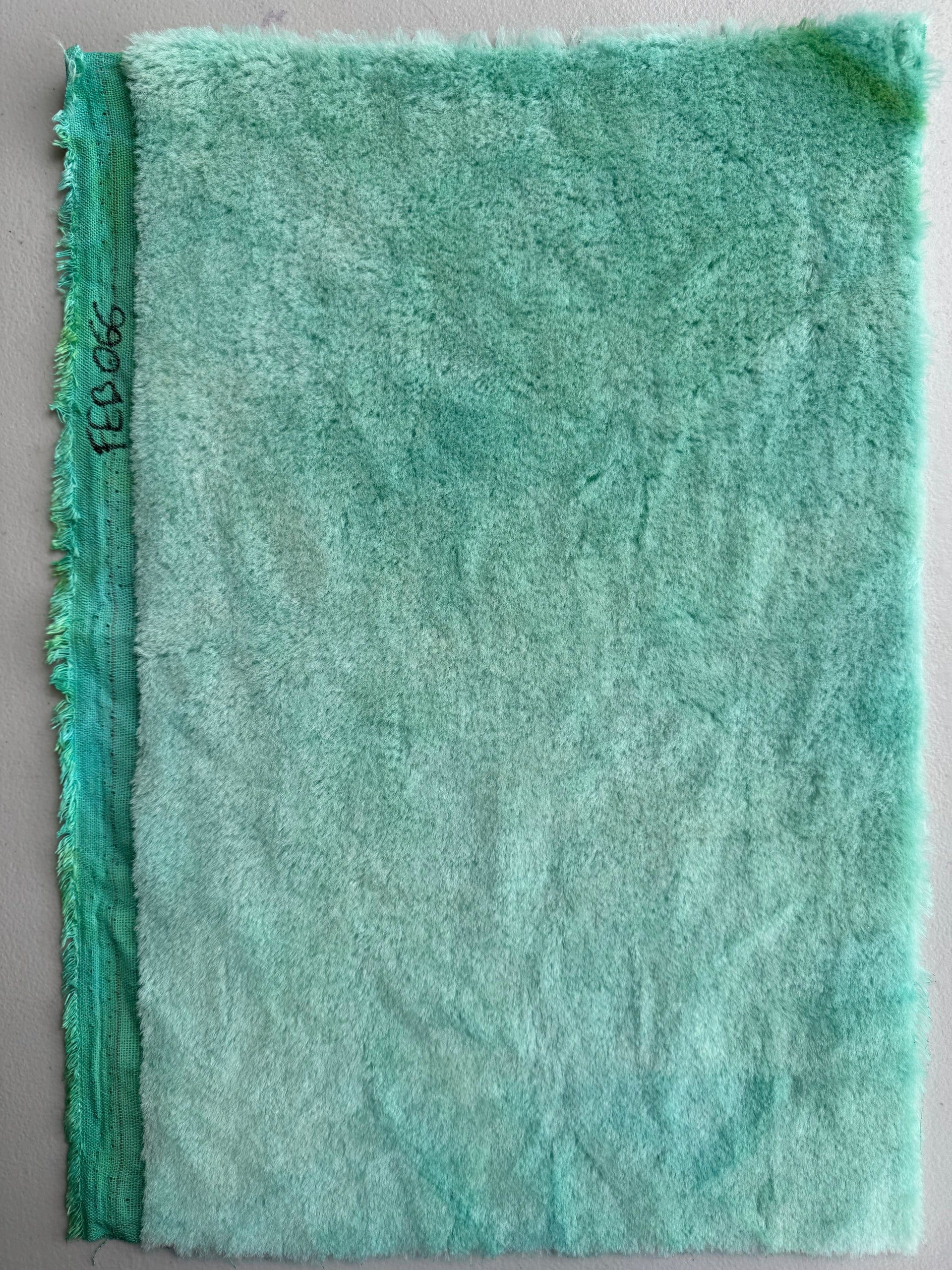 10mm Alpaca  - Hand Dyed Aqua Lime - Fat 1/8m  - FEB066