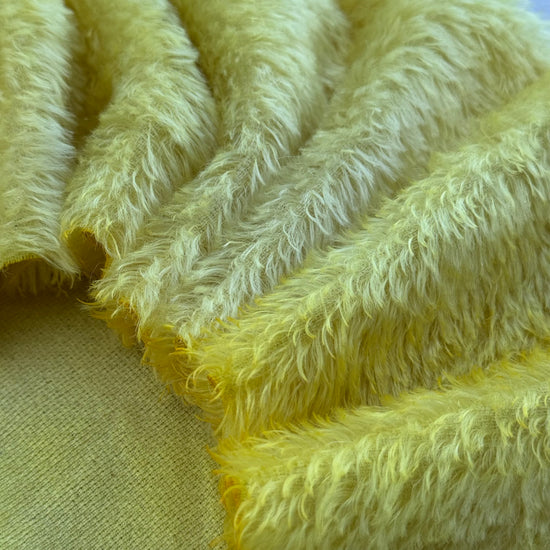 Classic Medium Straight Mohair - Hand Dyed Lemon Batik - Fat 1/8m - JUL060