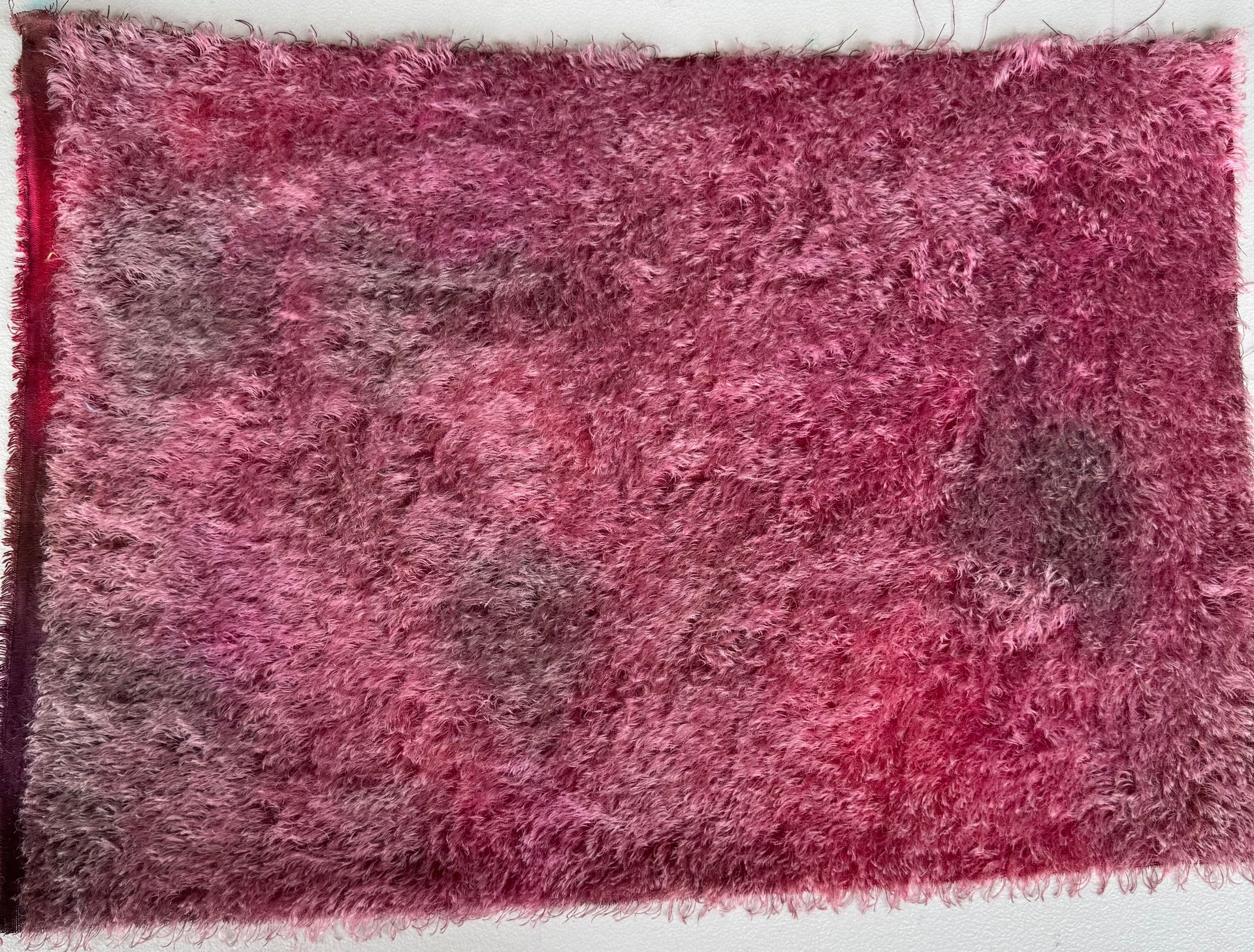 Sparse String Mohair - Hand Dyed Red Rose Batik - Fat 1/4m - DEC050