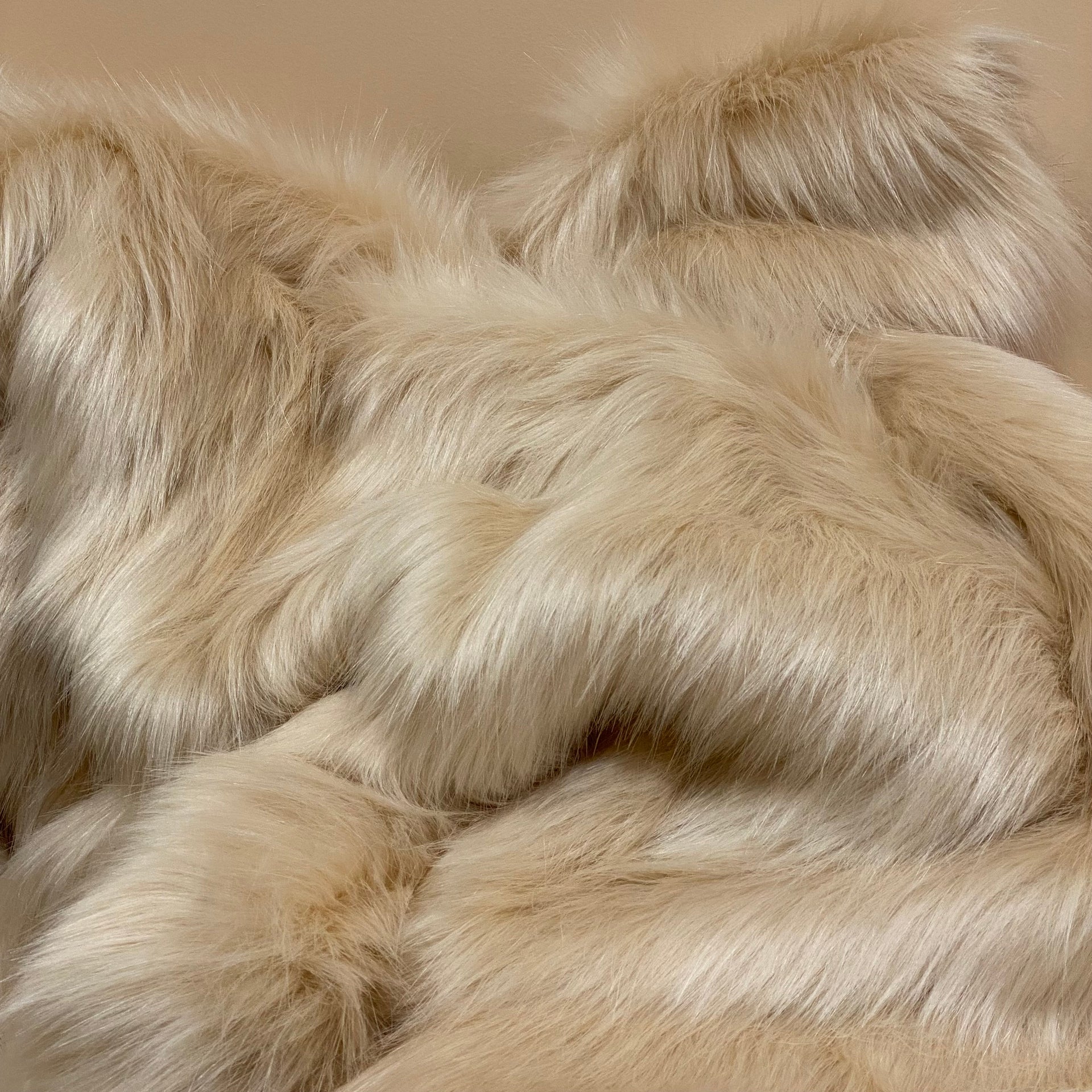 CREAMY BLONDE - Luxury Faux Fur - 2023 Range