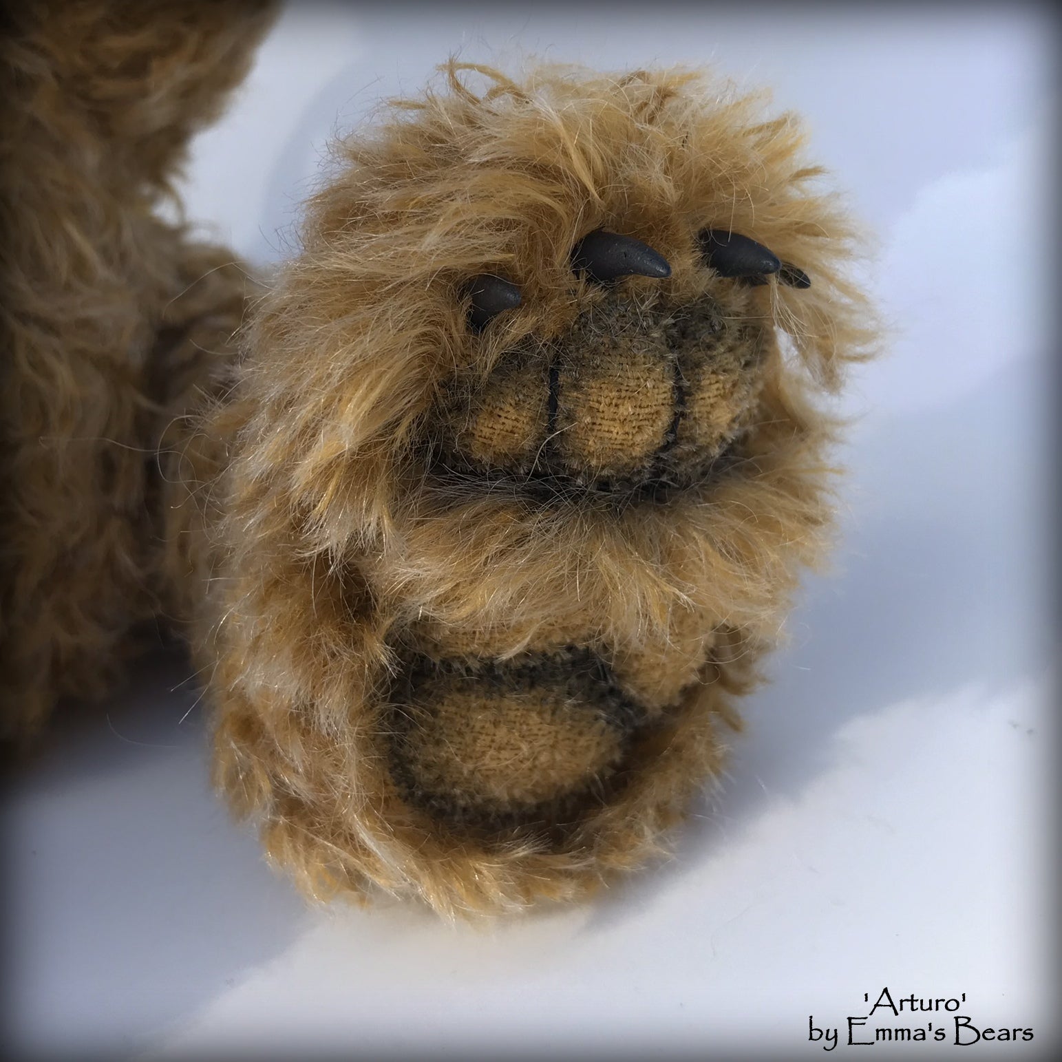 Arturo - 11" mohair/viscose Artist Bear by Emmas Bears - OOAK