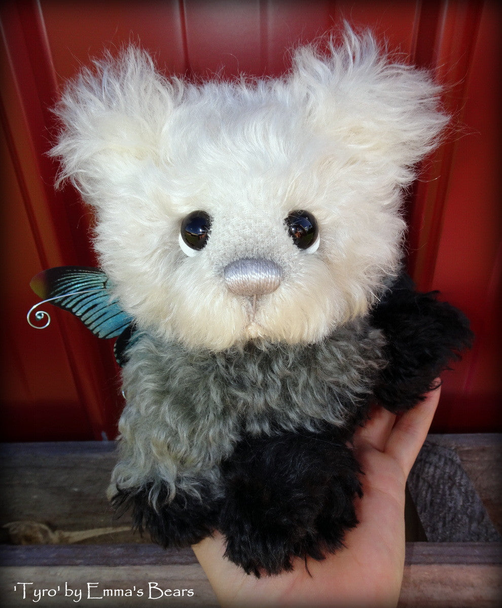 Tyro - 9IN hand dyed kid mohair bear by Emmas Bears - OOAK