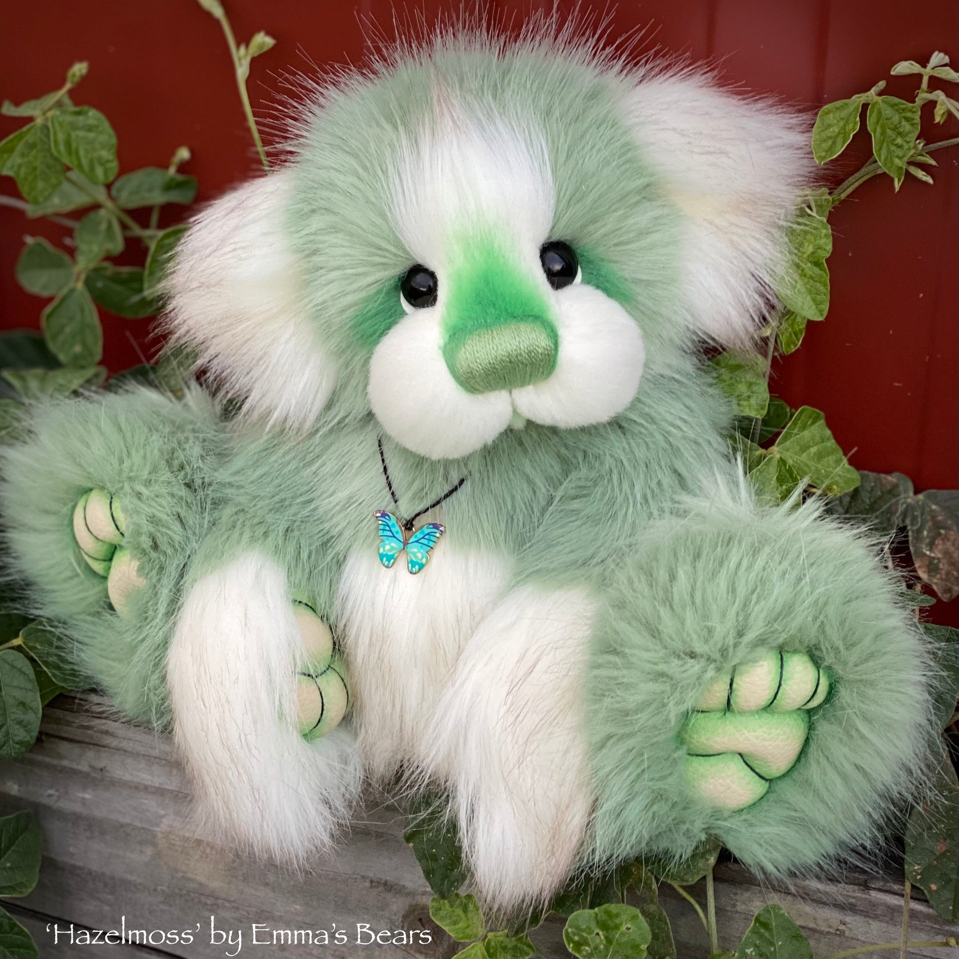 Hazelmoss - 11" faux fur Artist Bear by Emmas Bears - OOAK