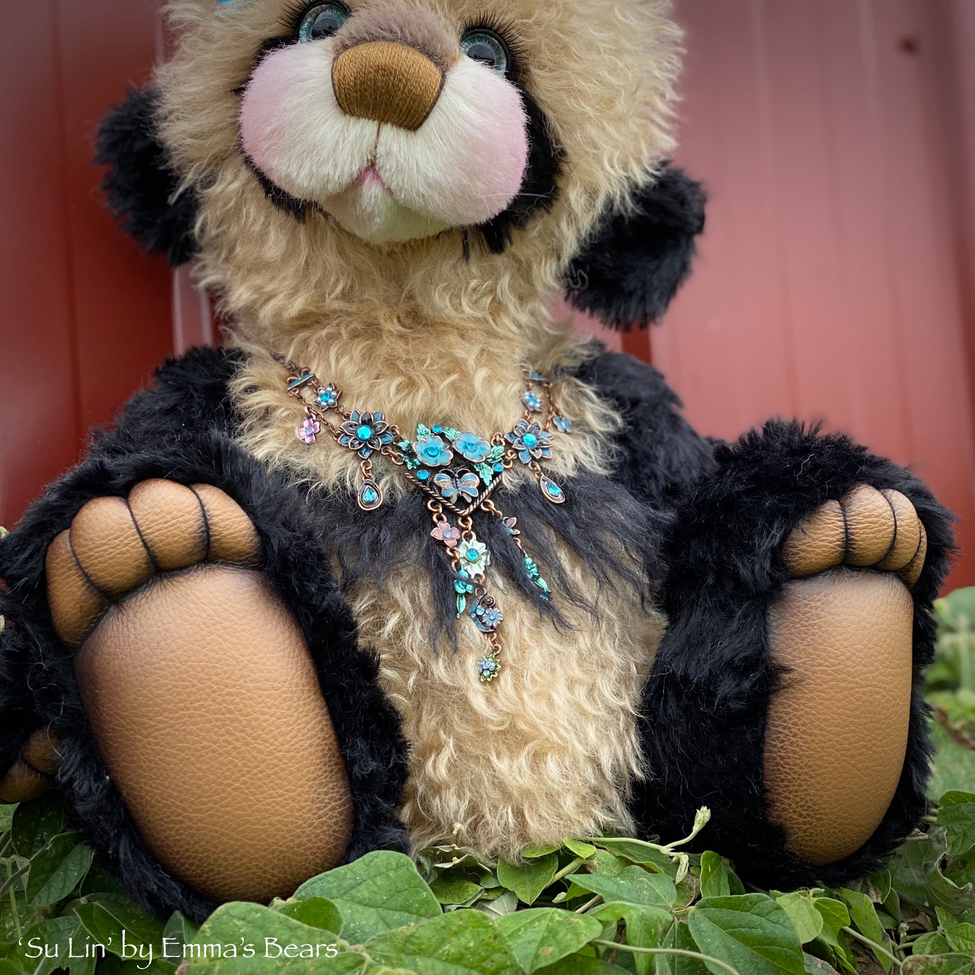 Pin by raposa linda on BEAR Alpha✧*。*゚+