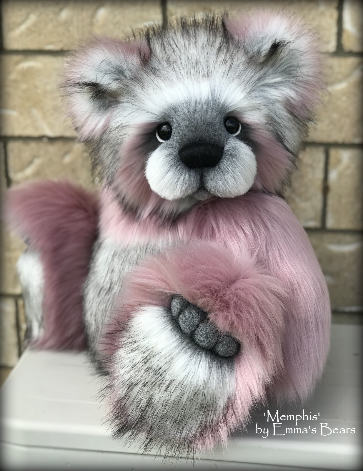 Memphis - 21" faux fur Artist Bear by Emma's Bears - OOAK