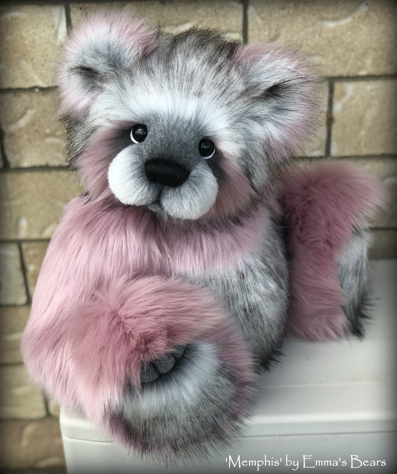 Memphis - 21" faux fur Artist Bear by Emma's Bears - OOAK