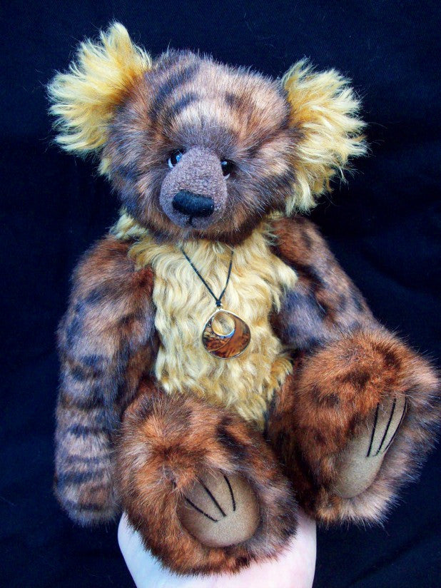 Digital PATTERN - 10" Osias Bear